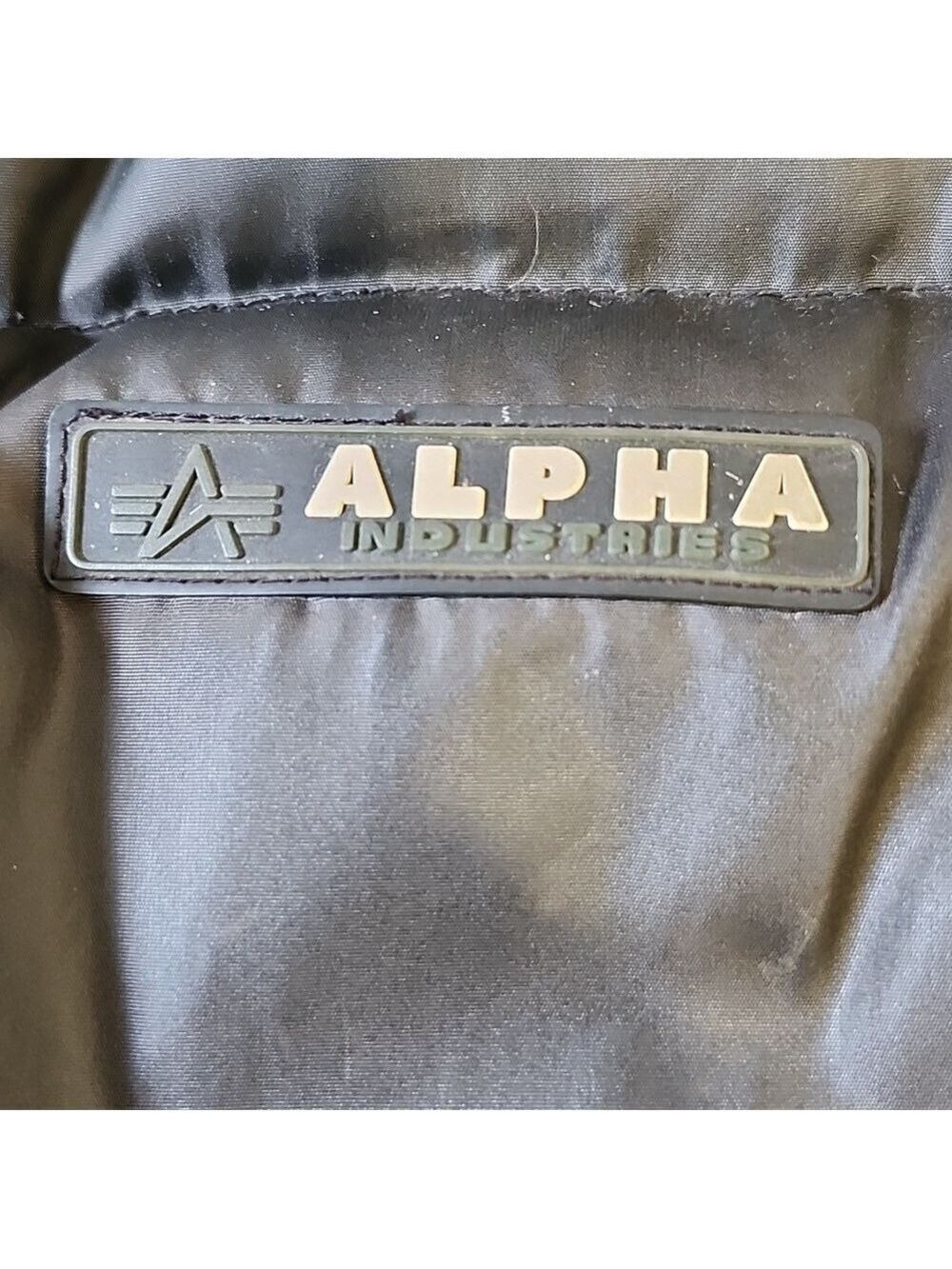 Alpha Industries Men's Black Puffer Jacket Coat Down Filled Size XXL **Flawed** - Picture 9 of 15